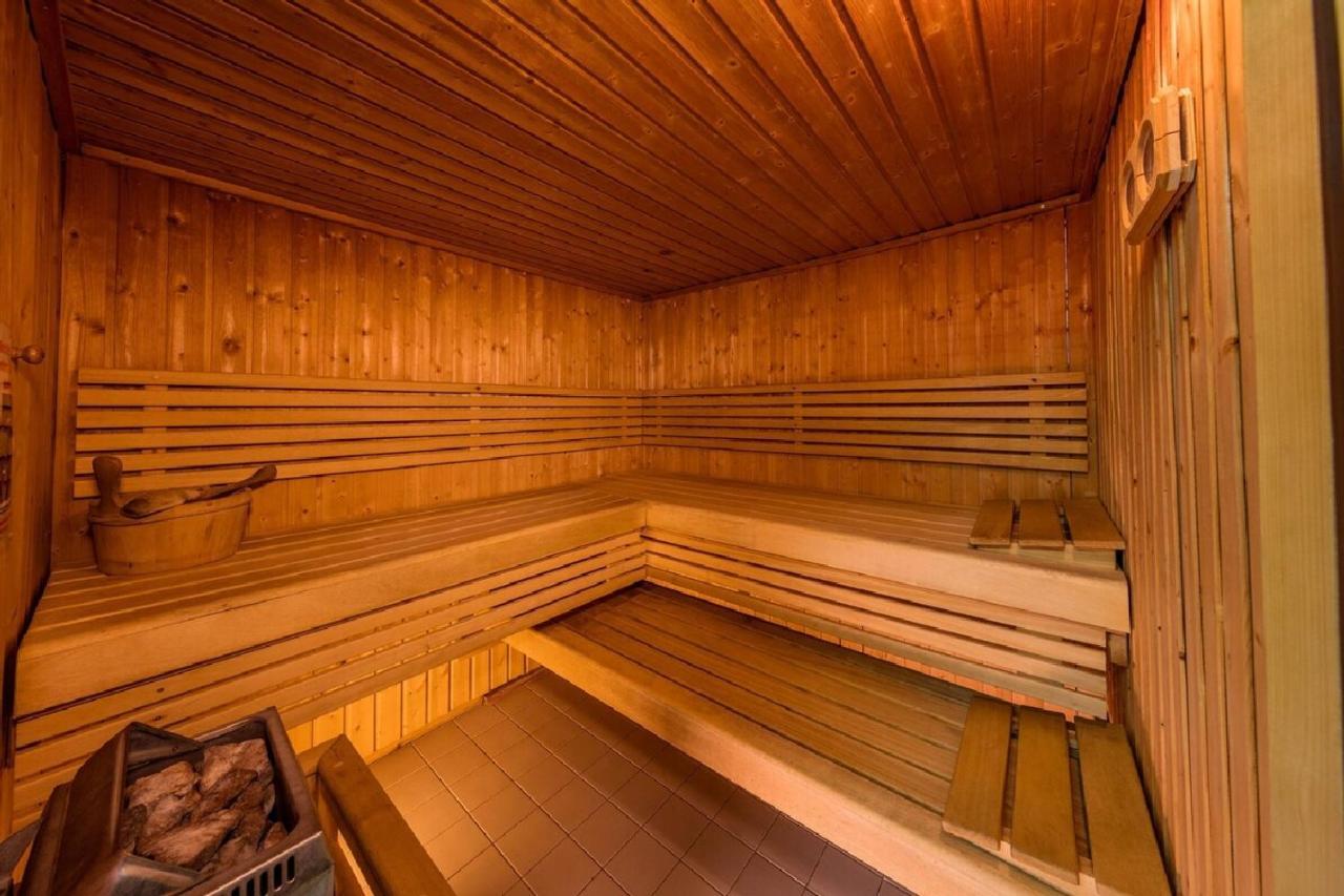 Résidence Les Trois Vallées - ARREAU Exterior foto